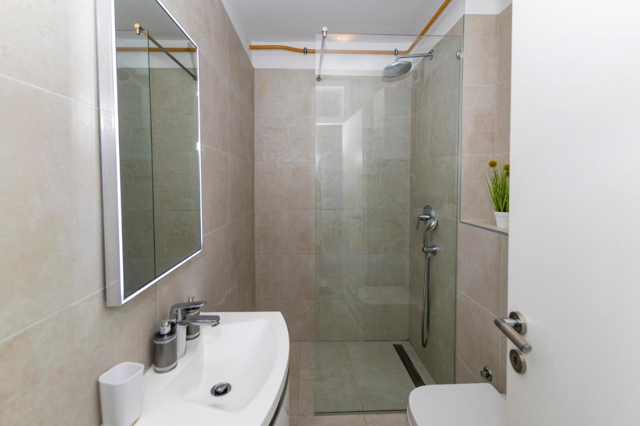 Lusea Apartment 扎达尔 外观 照片