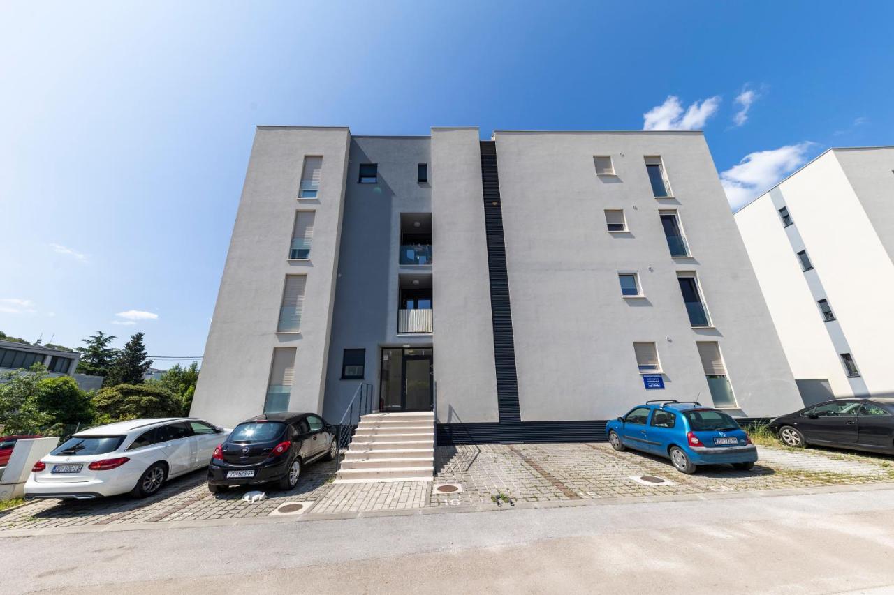 Lusea Apartment 扎达尔 外观 照片