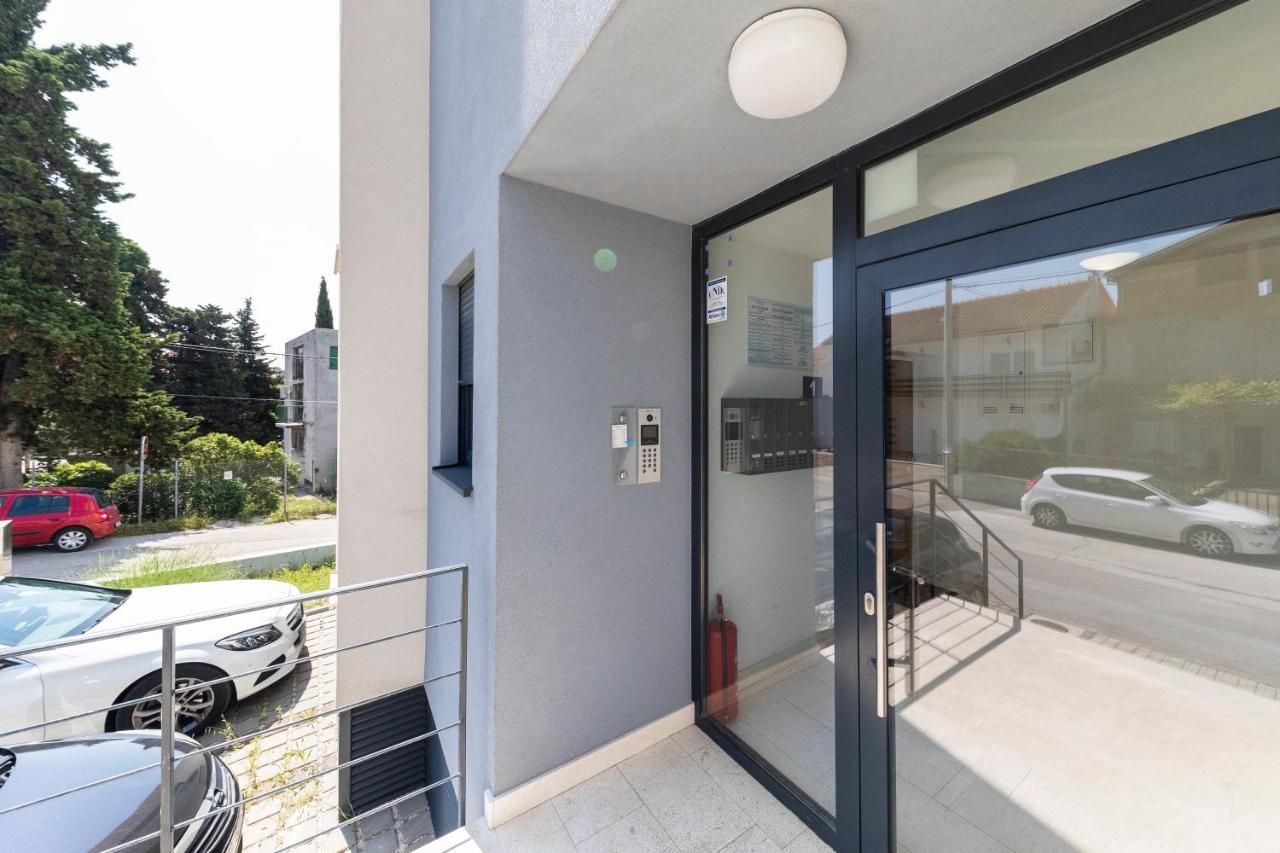 Lusea Apartment 扎达尔 外观 照片